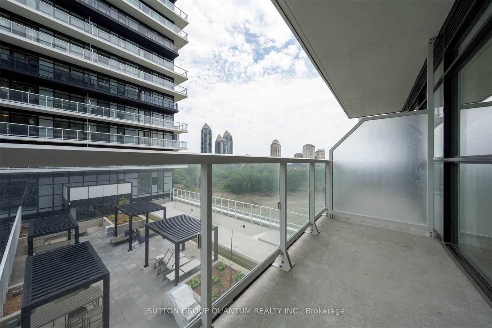 251 Manitoba Street, Unit 614 thumbnail 9