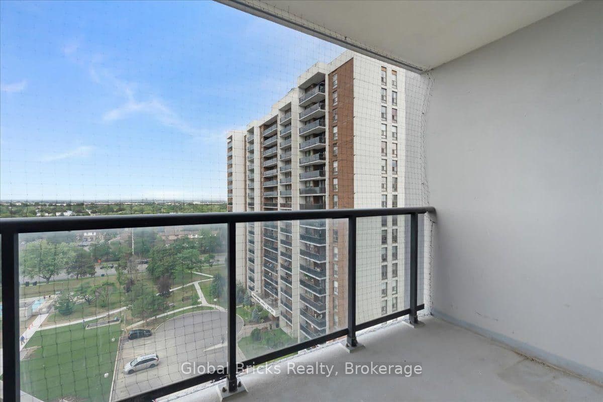 17 Knightsbridge Road, Unit 1103 thumbnail 23