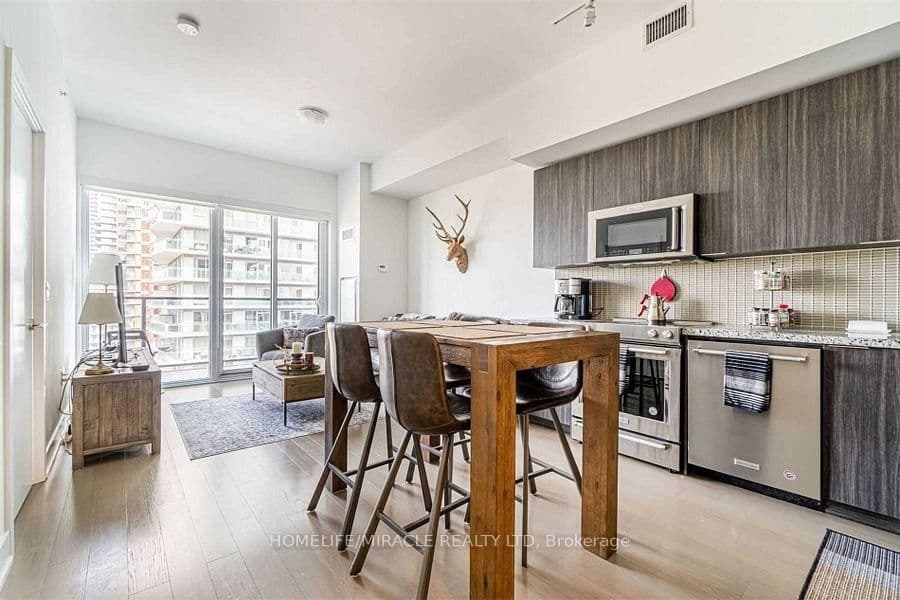 30 Shore Breeze Drive, Unit 1013 thumbnail 10