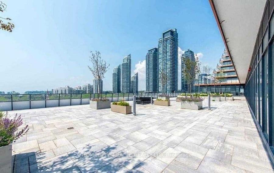 30 Shore Breeze Drive, Unit 1013 thumbnail 18