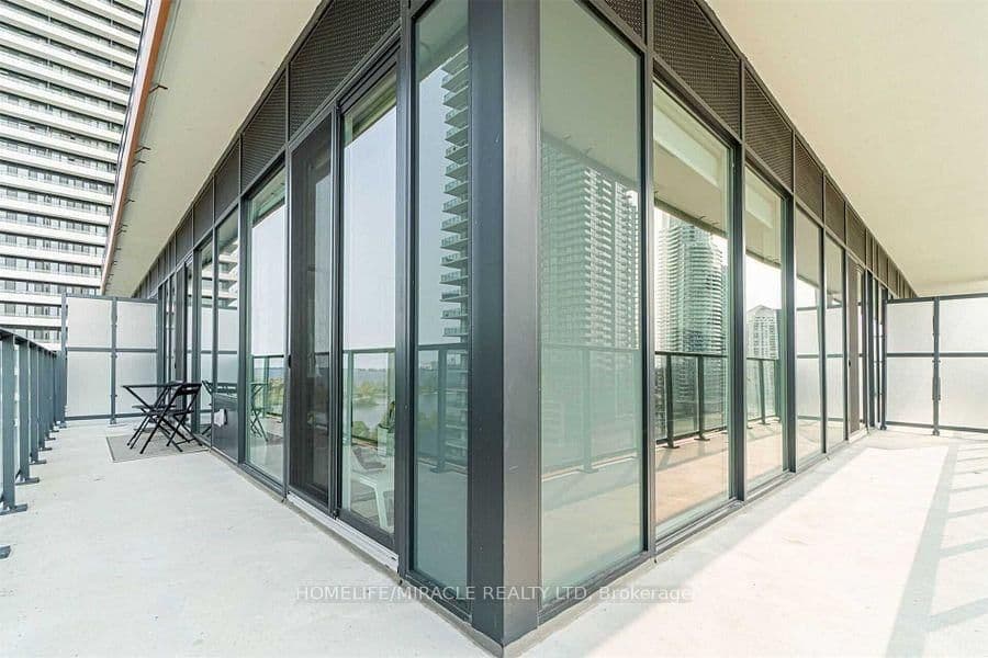 30 Shore Breeze Drive, Unit 1013 thumbnail 22