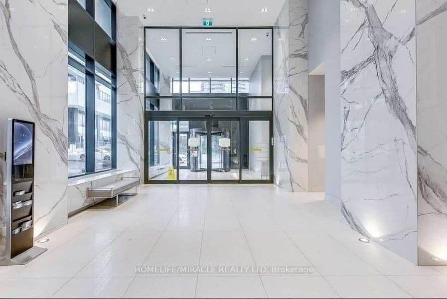 30 Shore Breeze Drive, Unit 1013 thumbnail 3