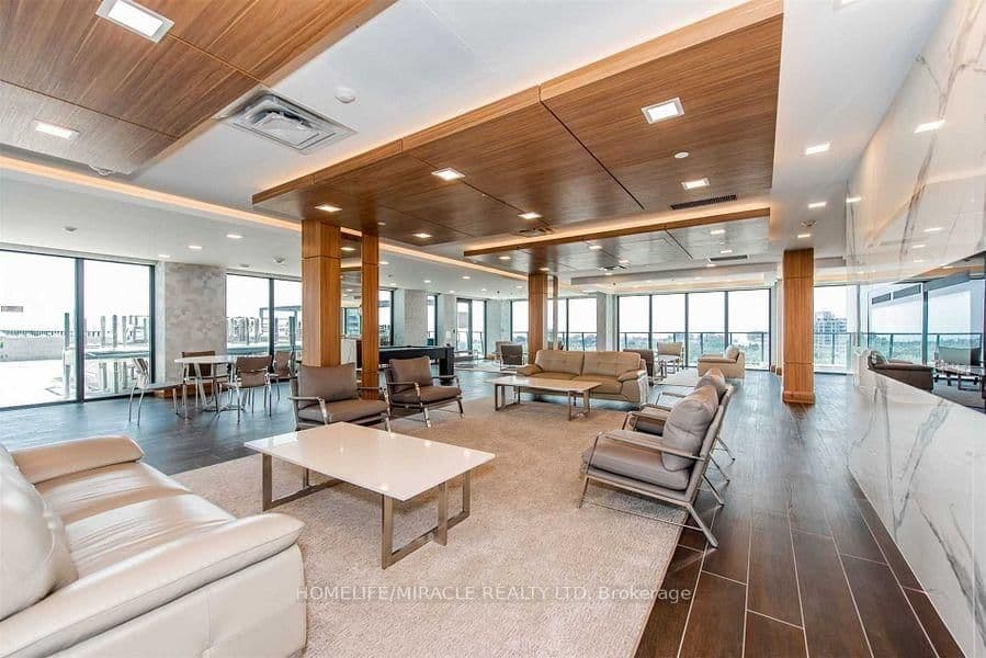 30 Shore Breeze Drive, Unit 1013 thumbnail 8
