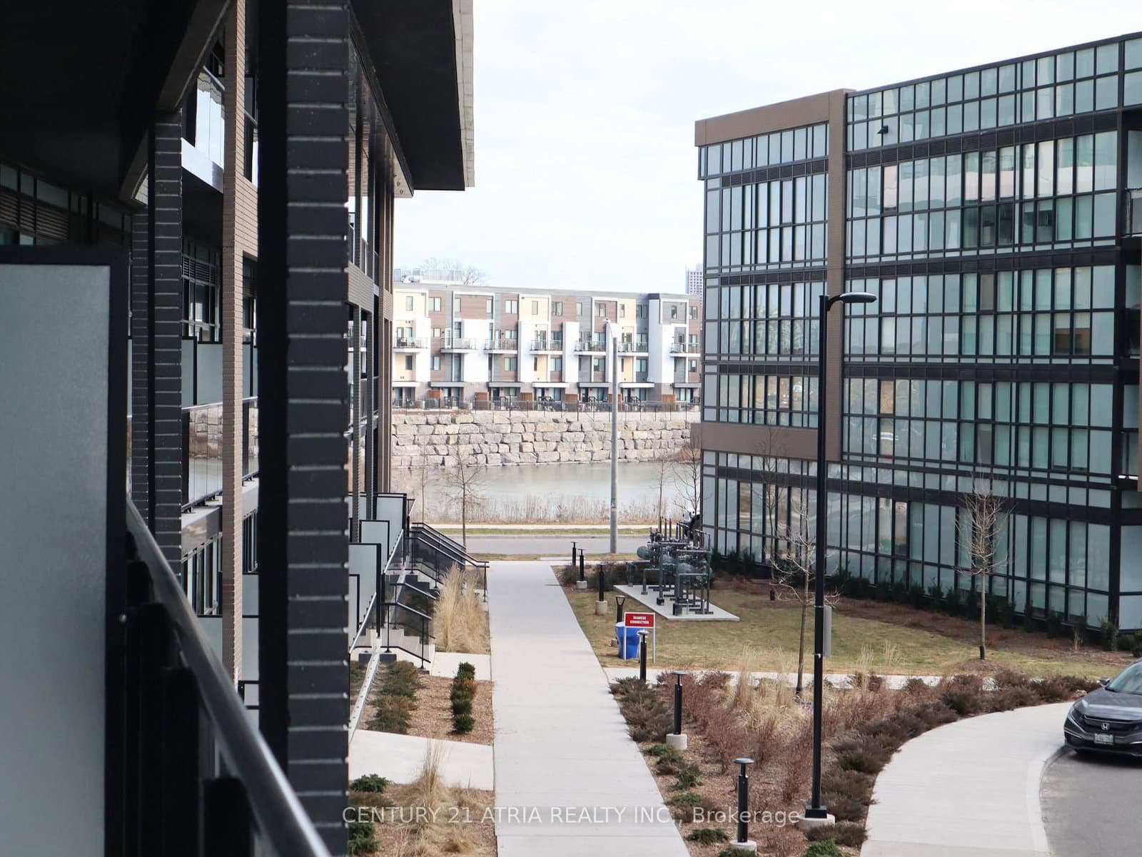 60 George Butchart Drive, Unit 210 thumbnail 9