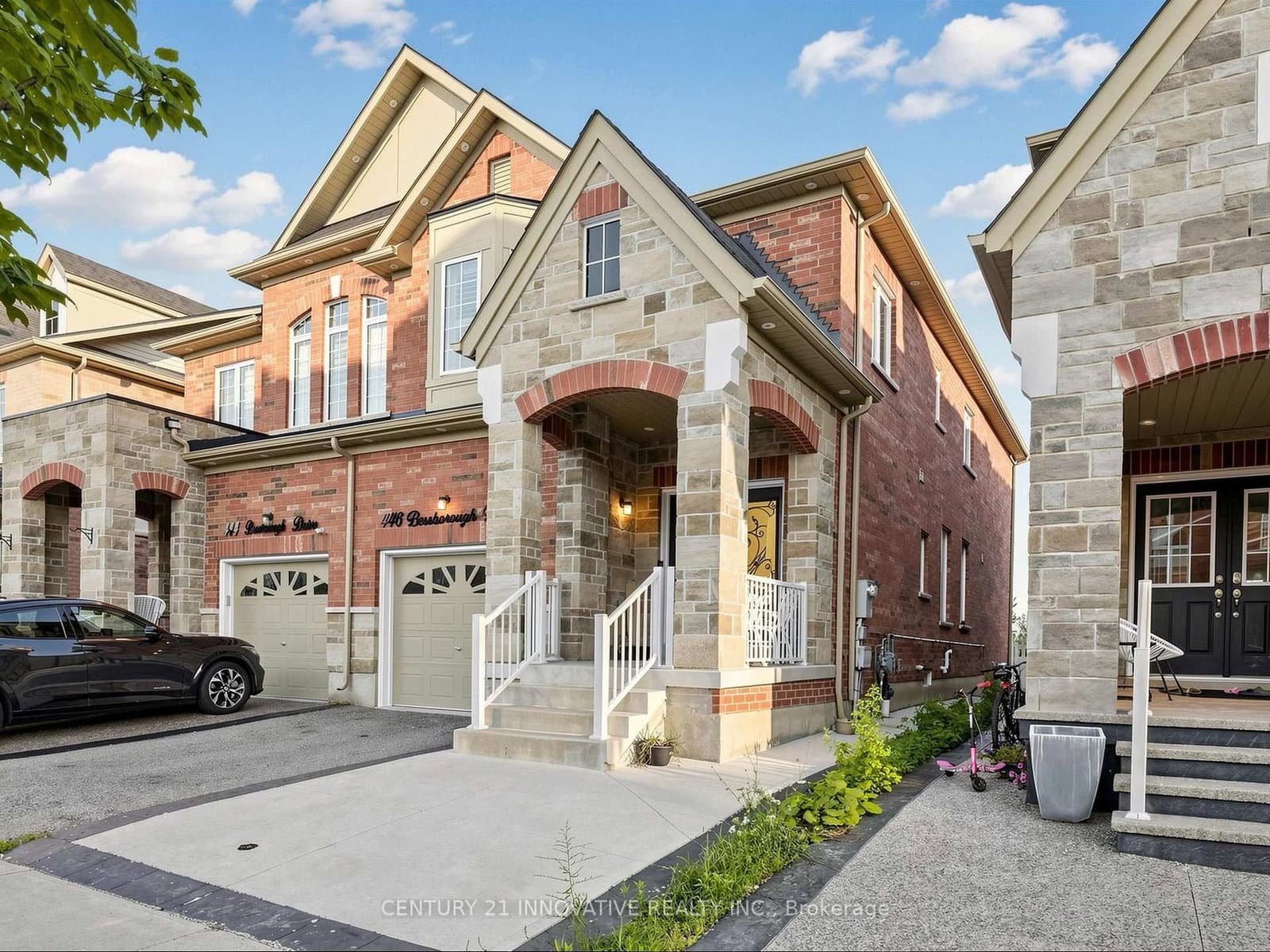 446 Bessborough Drive thumbnail 2