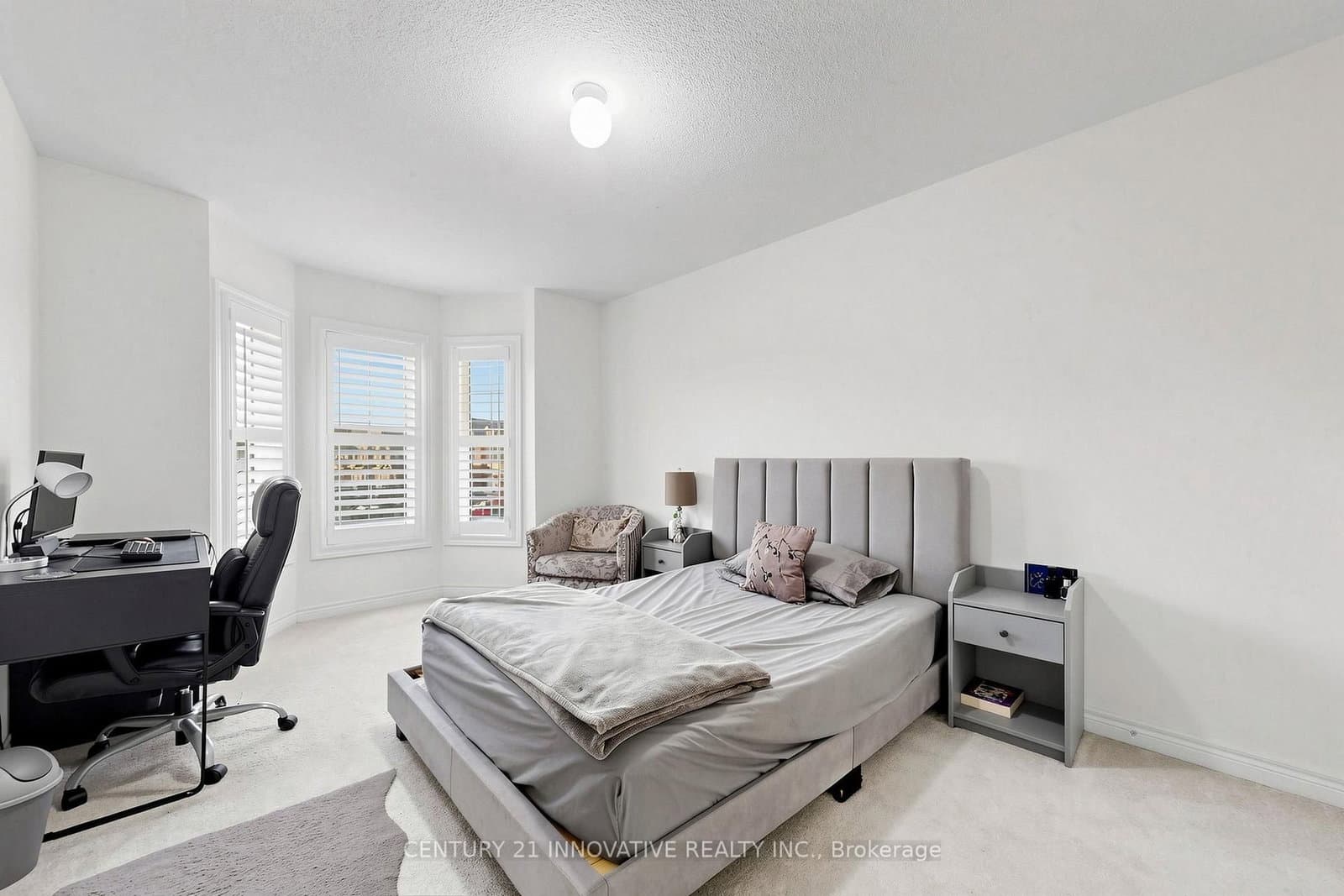 446 Bessborough Drive thumbnail 25