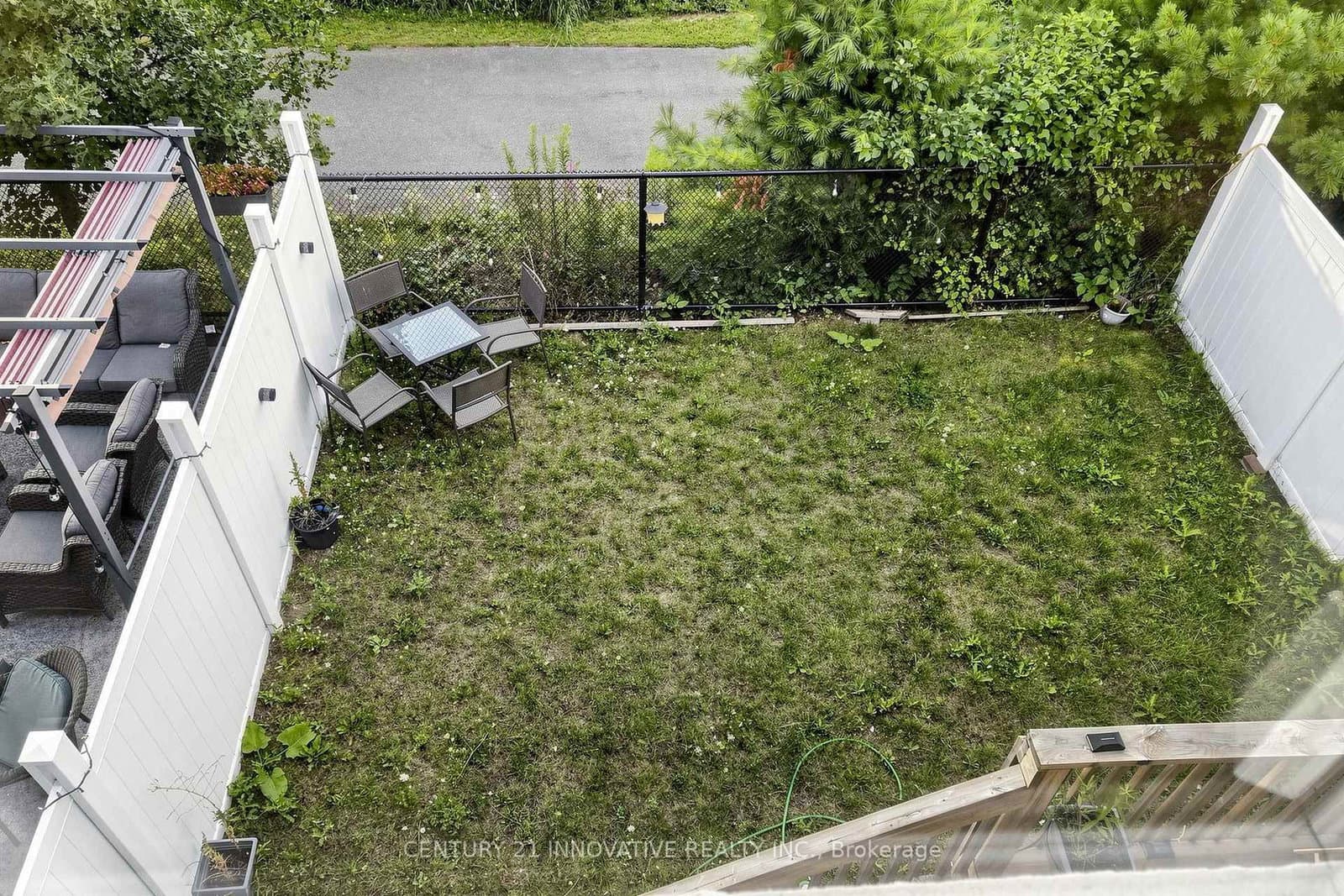 446 Bessborough Drive thumbnail 35
