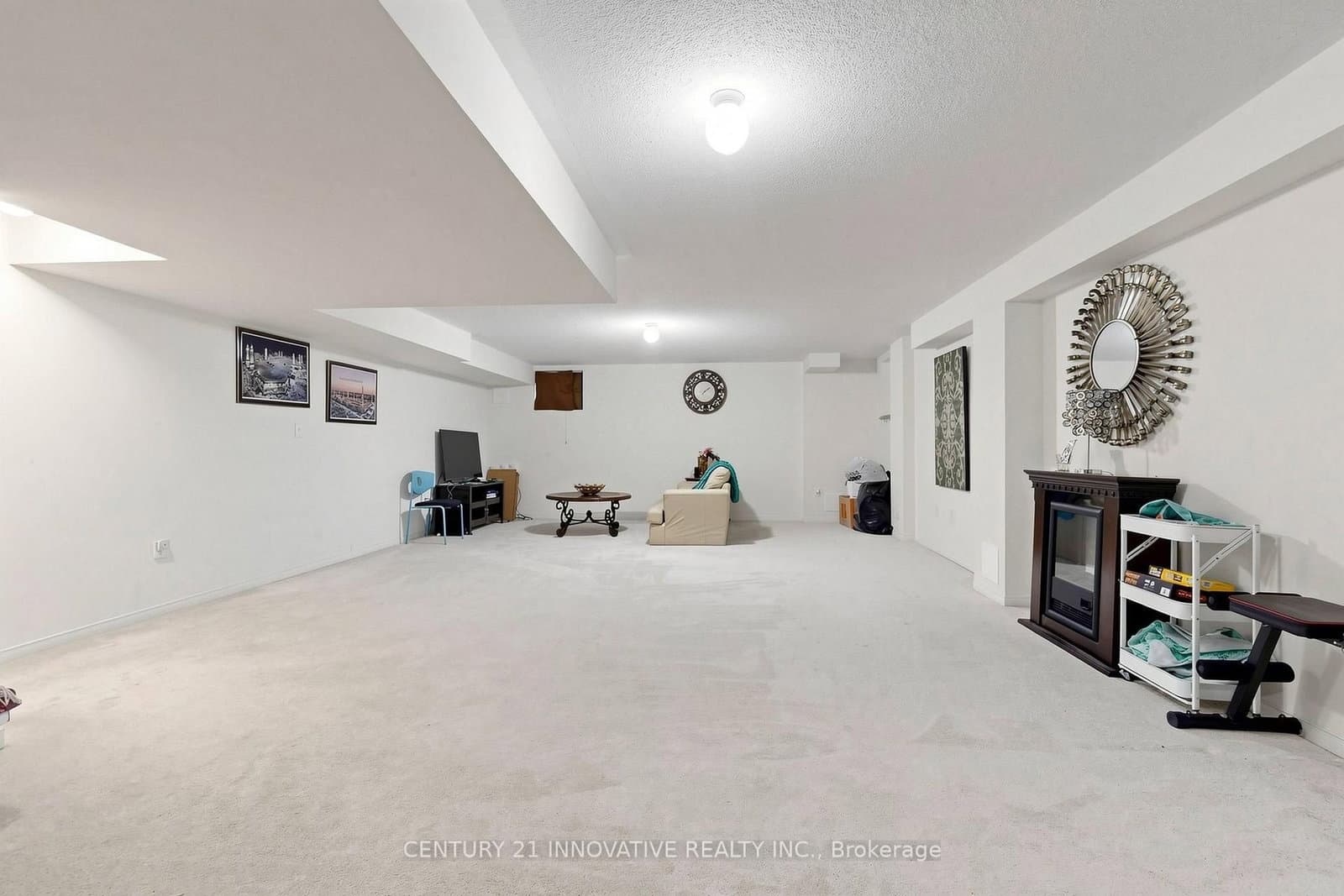 446 Bessborough Drive thumbnail 37
