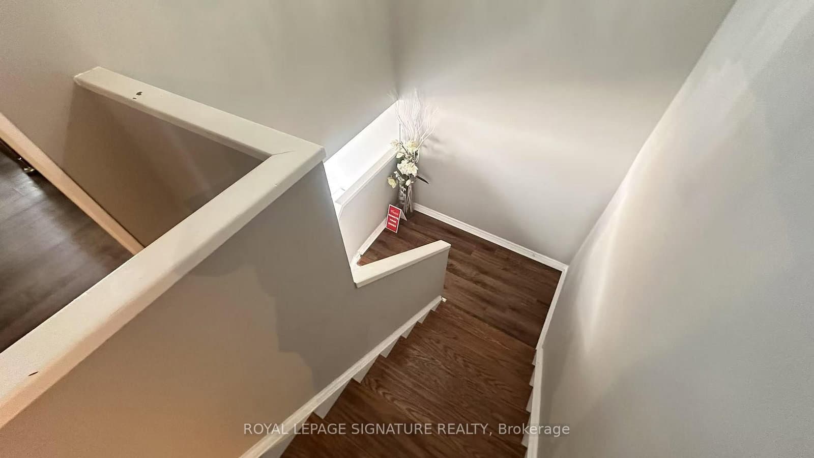 2121 Roche Court, Unit 109 thumbnail 16