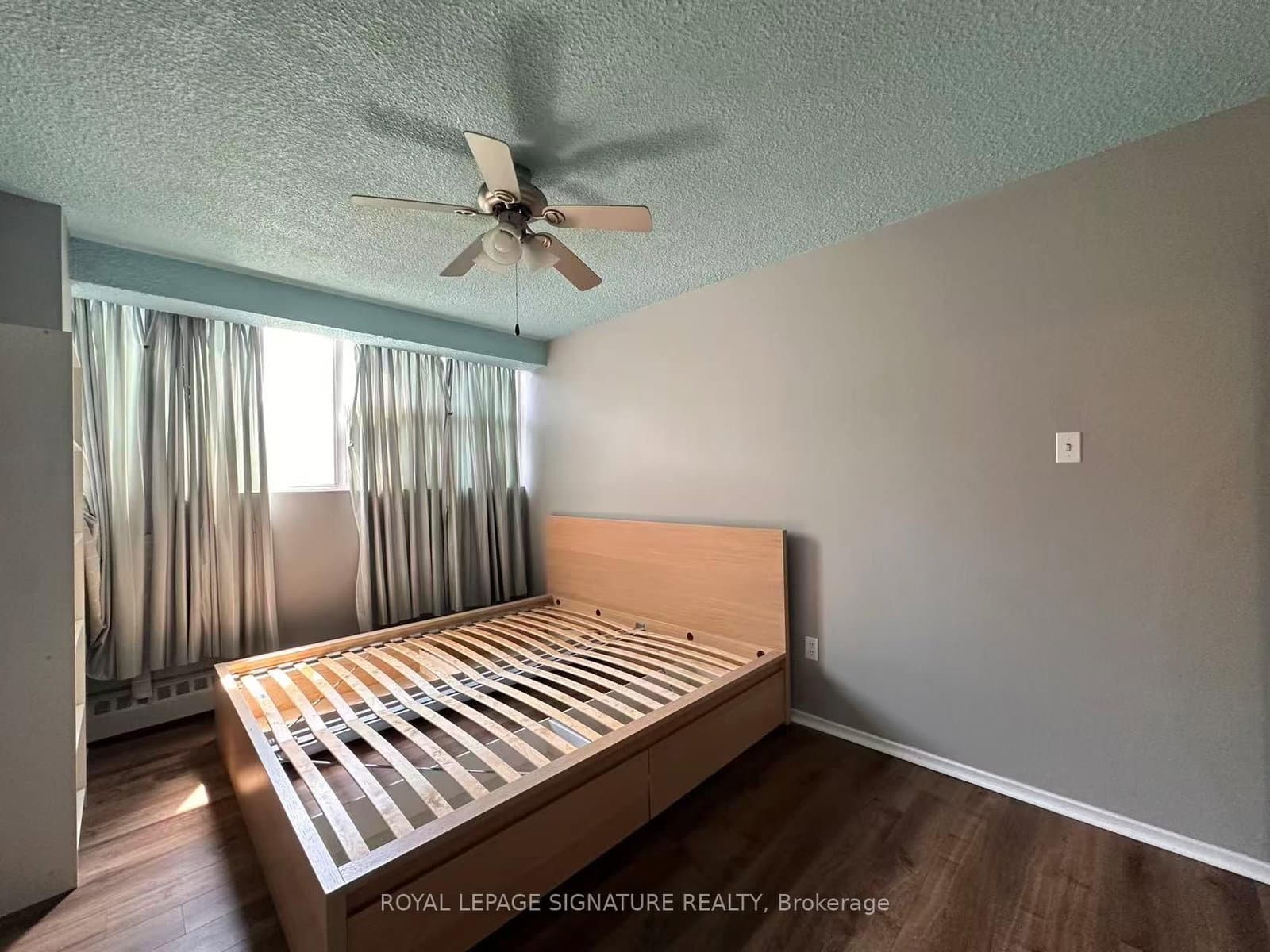 2121 Roche Court, Unit 109 thumbnail 22