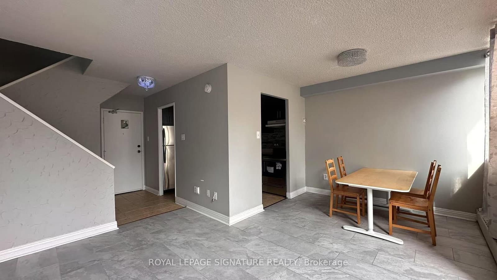 2121 Roche Court, Unit 109 thumbnail 8