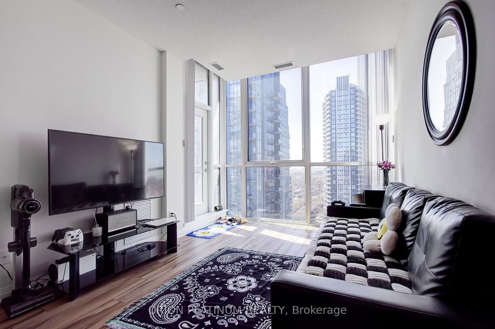 55 Eglinton Avenue, Unit 2003 thumbnail 11