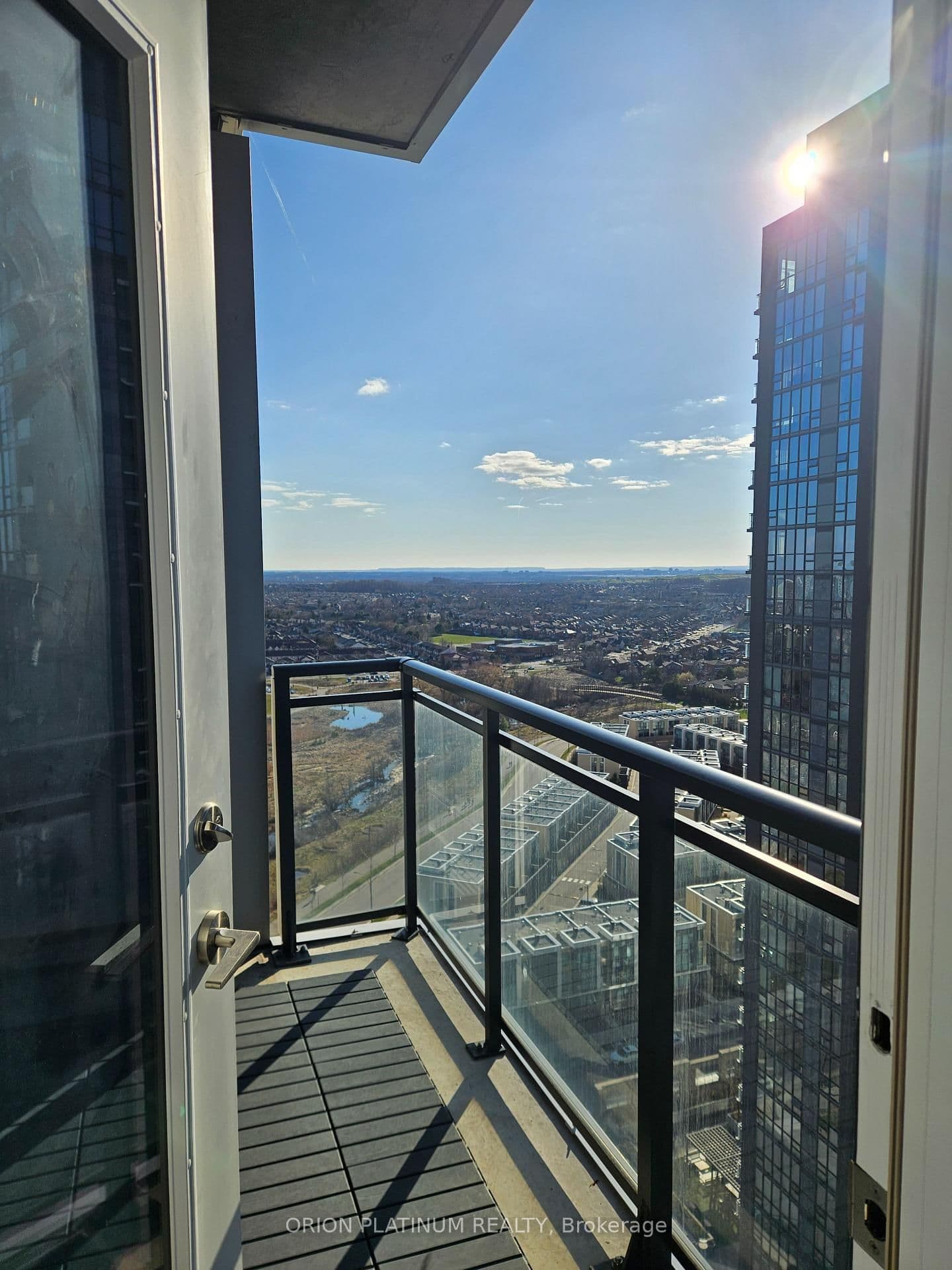 55 Eglinton Avenue, Unit 2003 thumbnail 18