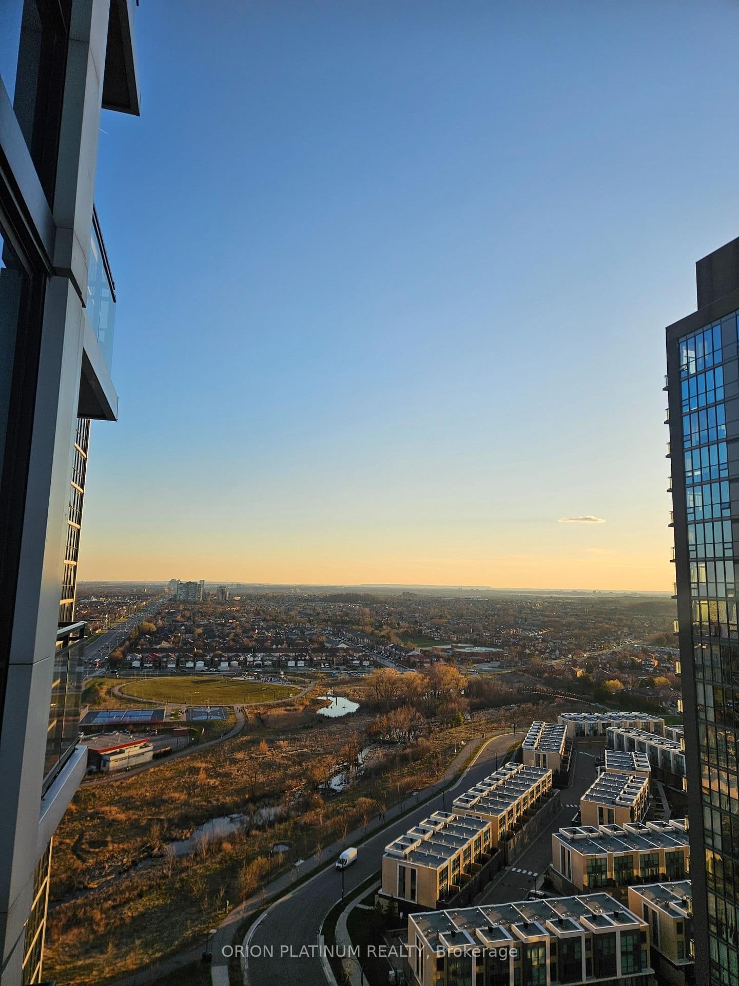 55 Eglinton Avenue, Unit 2003 thumbnail 19