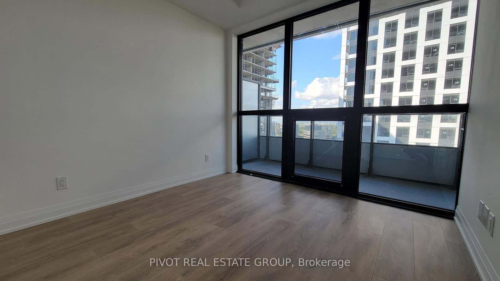 4015 The Exchange, Unit 2111 thumbnail 21