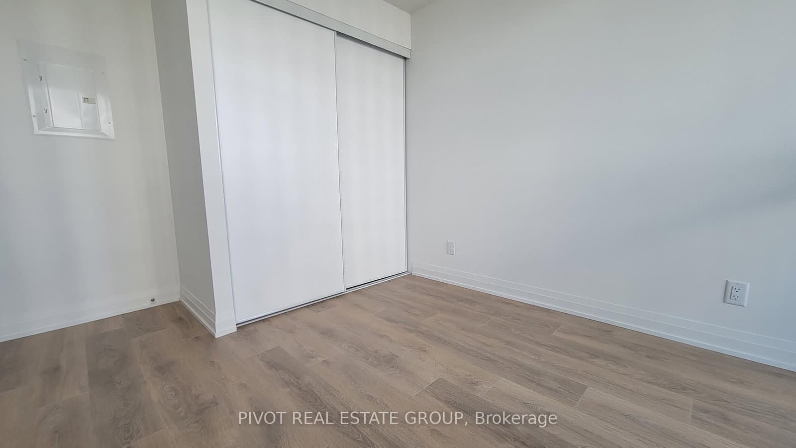4015 The Exchange, Unit 2111 thumbnail 22