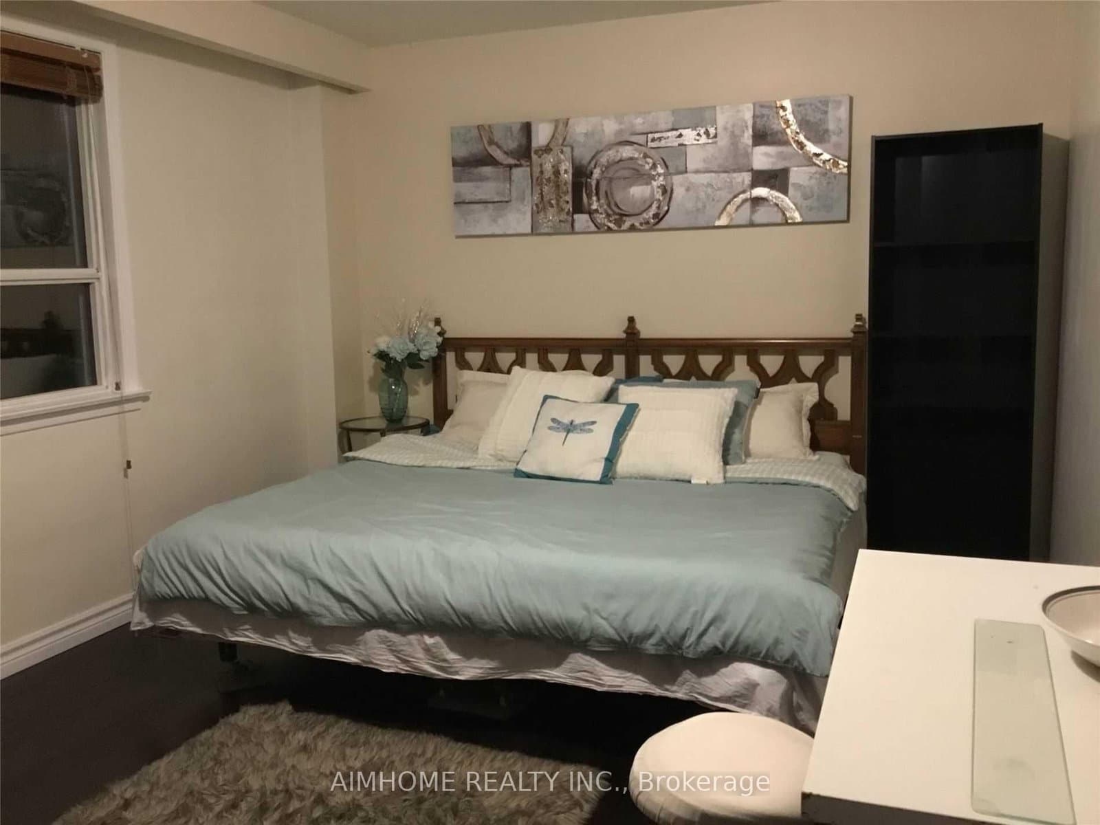 68 Claver Avenue S, Unit #1 thumbnail 7