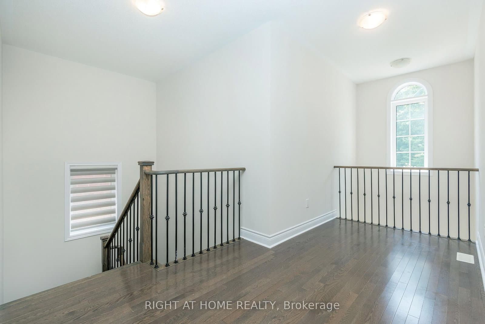 8 Monarch Drive thumbnail 23