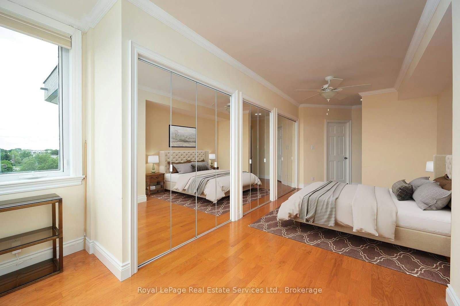 100 Lakeshore Road E, Unit 1105 thumbnail 17