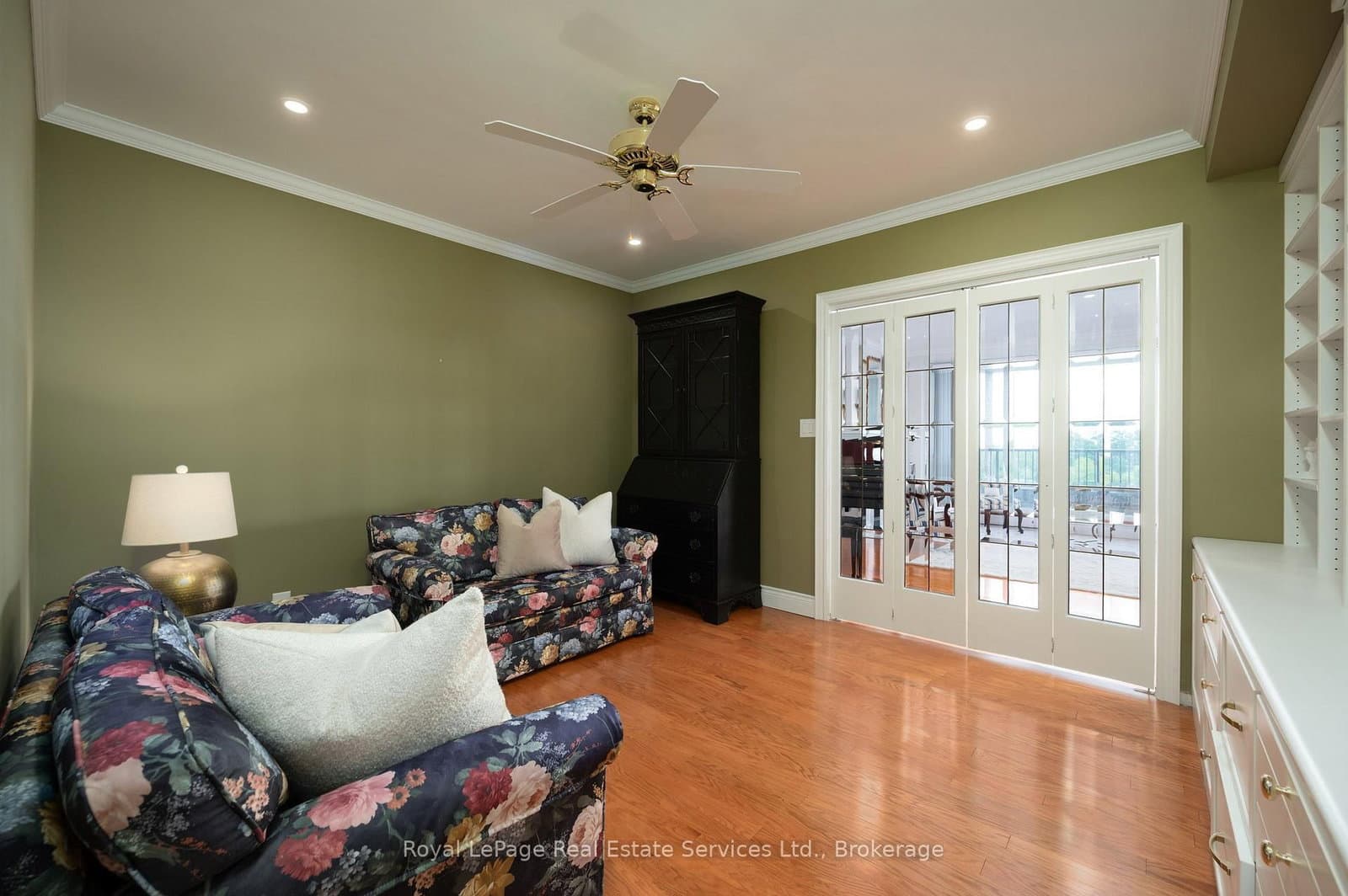 100 Lakeshore Road E, Unit 1105 thumbnail 21