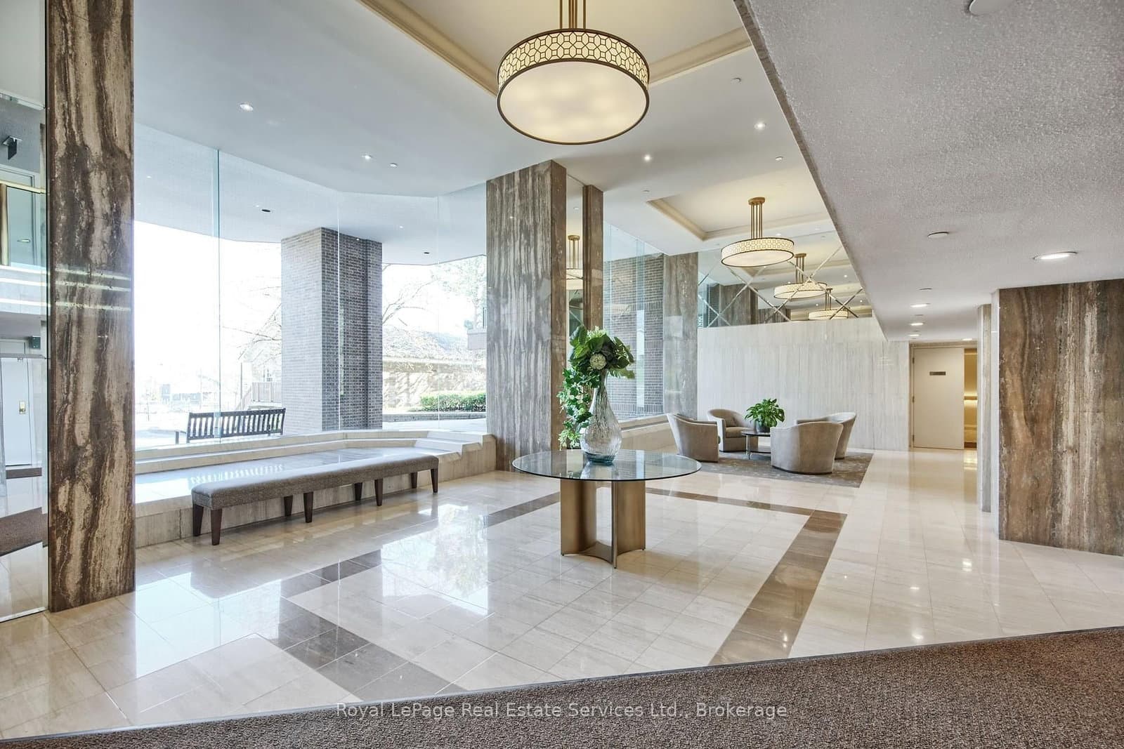 100 Lakeshore Road E, Unit 1105 thumbnail 25