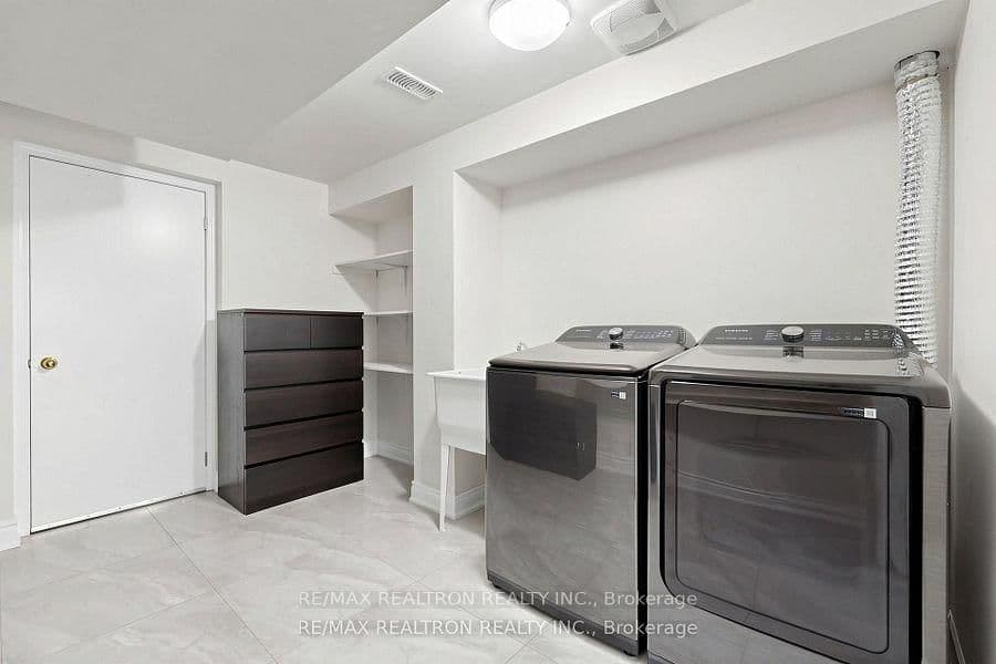 54 Panama Place thumbnail 39