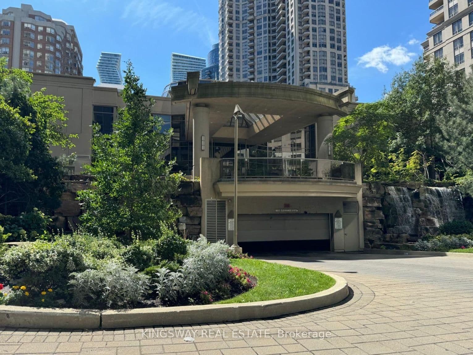 3880 Duke of York Boulevard, Unit 3009 thumbnail 33