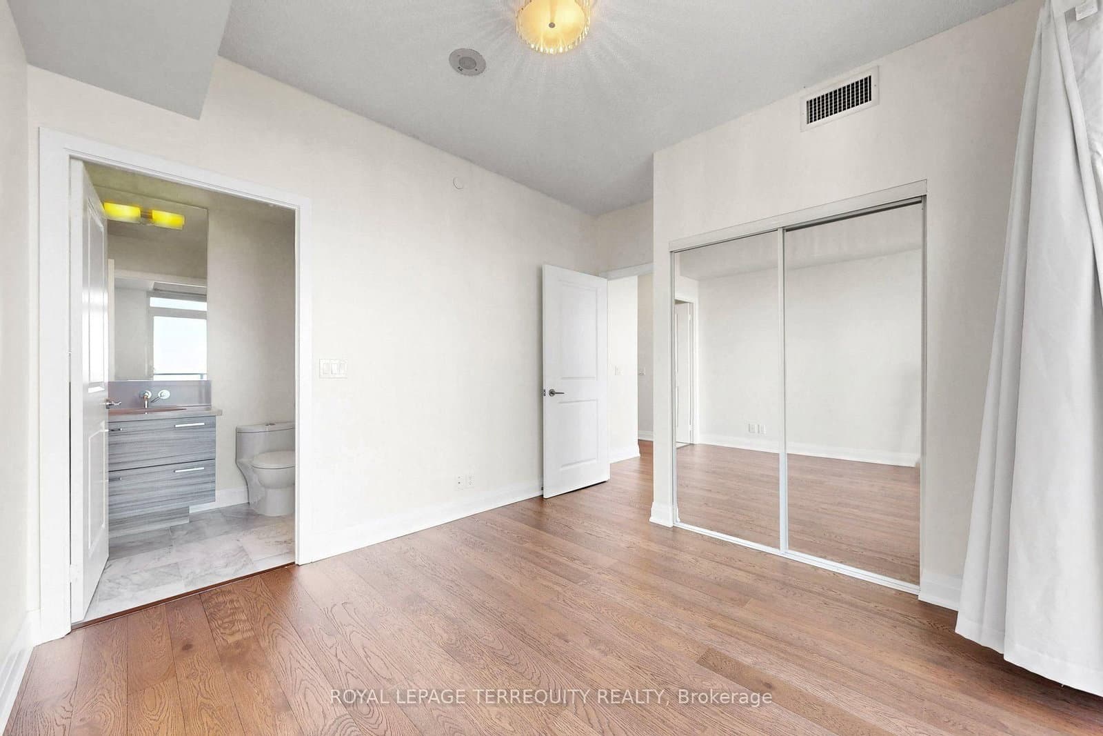 33 Shore Breeze Drive, Unit 3111 thumbnail 16