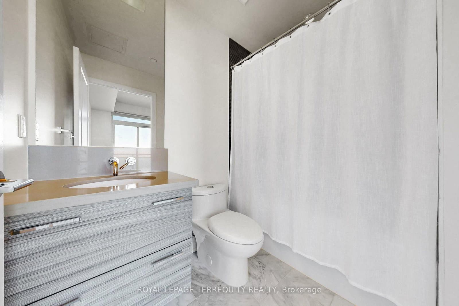33 Shore Breeze Drive, Unit 3111 thumbnail 17