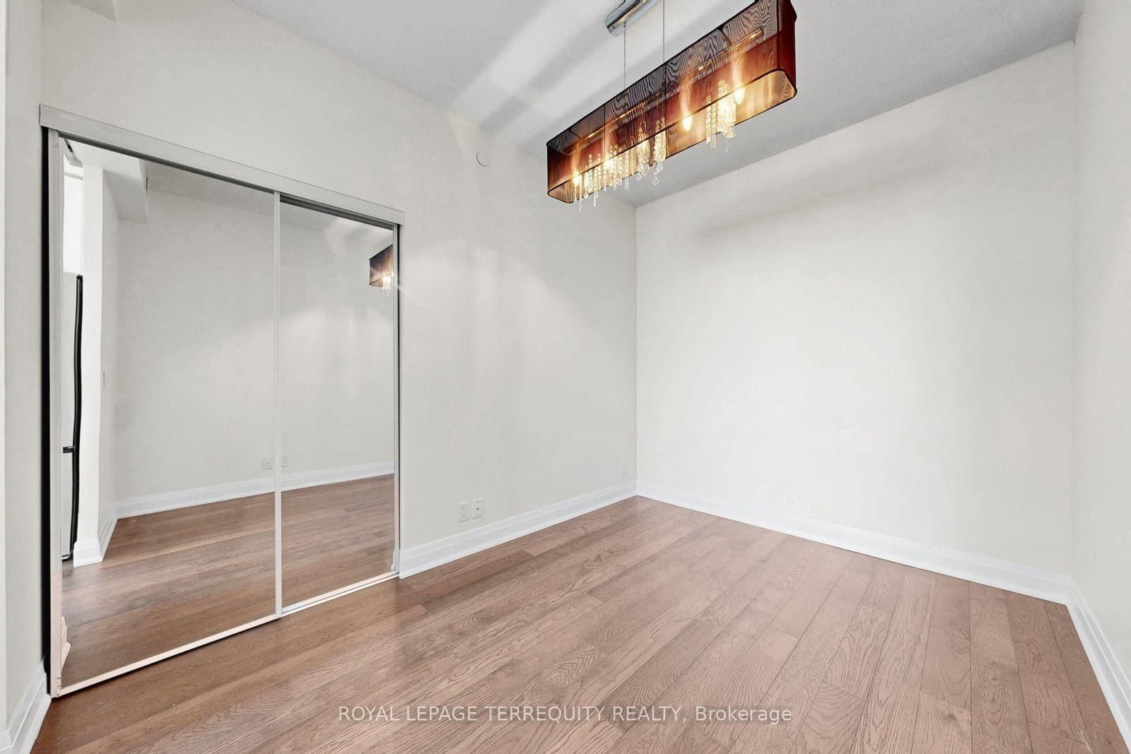 33 Shore Breeze Drive, Unit 3111 thumbnail 18