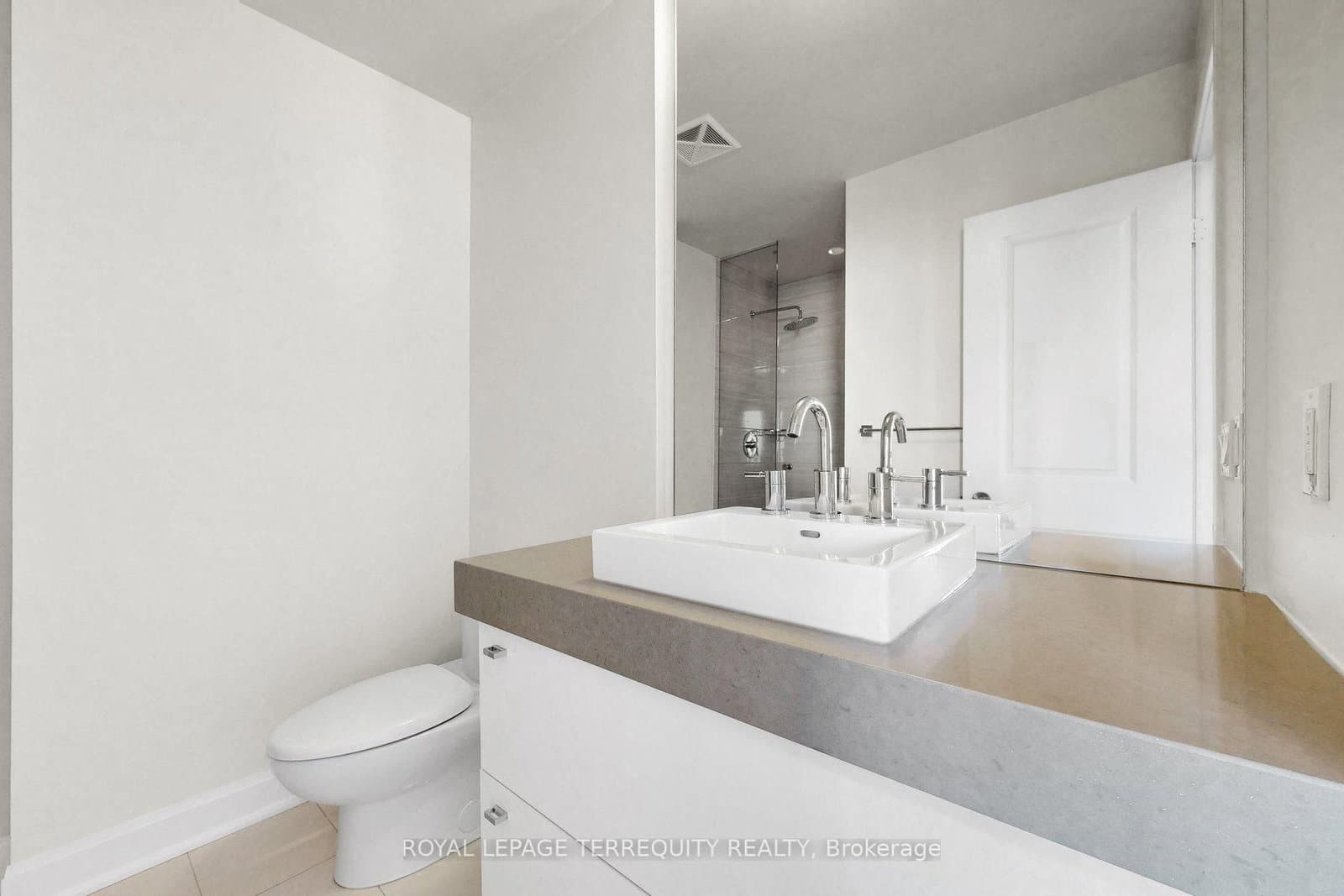 33 Shore Breeze Drive, Unit 3111 thumbnail 20
