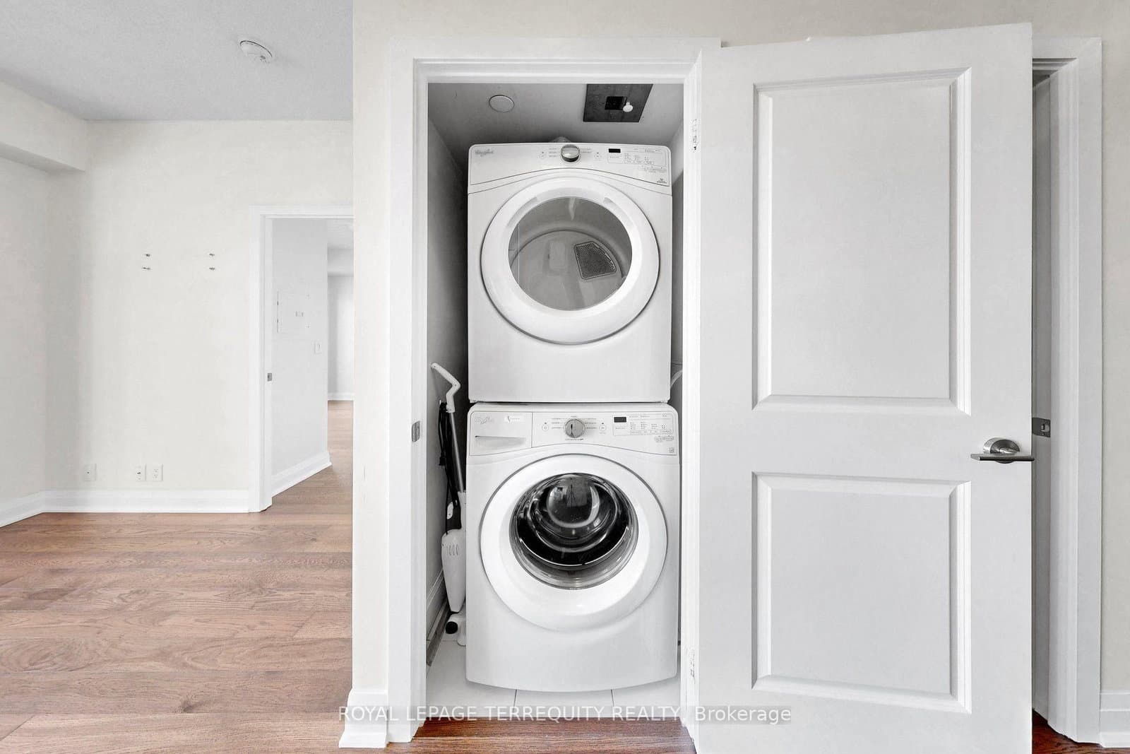 33 Shore Breeze Drive, Unit 3111 thumbnail 22