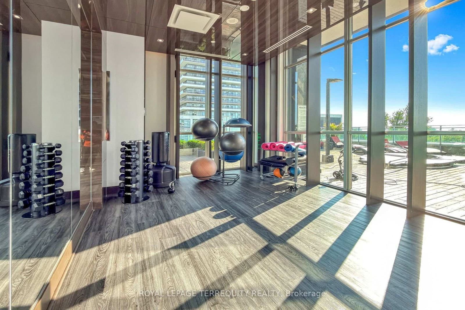 33 Shore Breeze Drive, Unit 3111 thumbnail 30