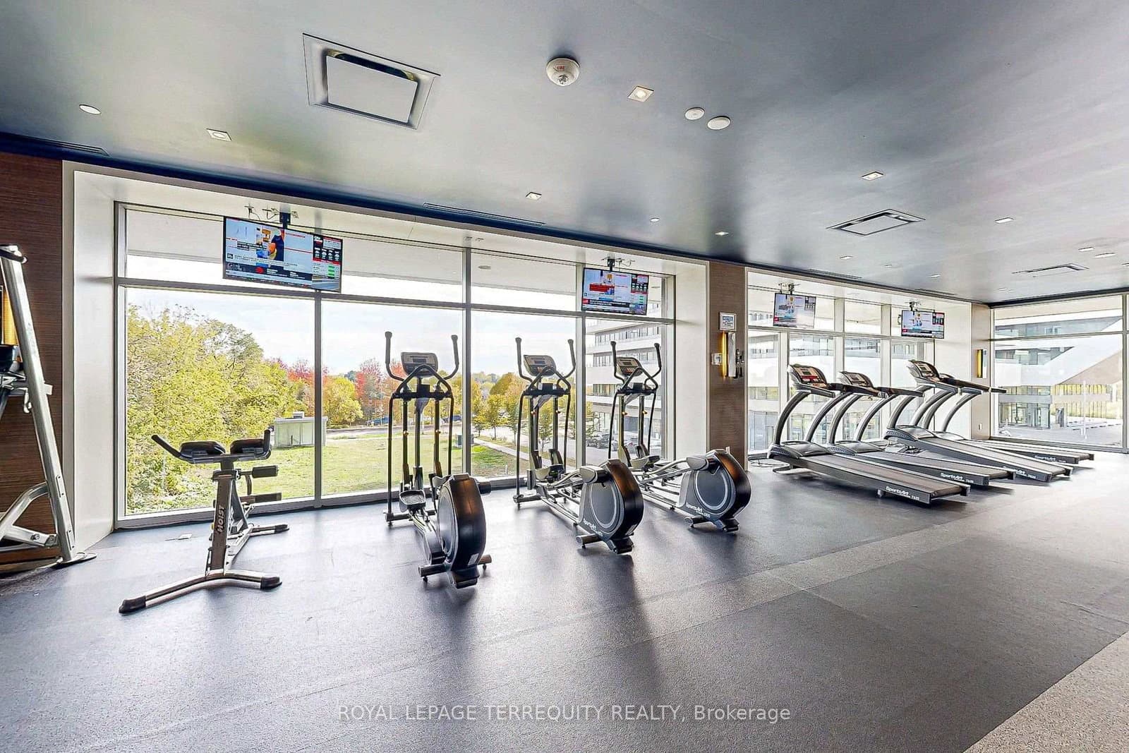 33 Shore Breeze Drive, Unit 3111 thumbnail 31