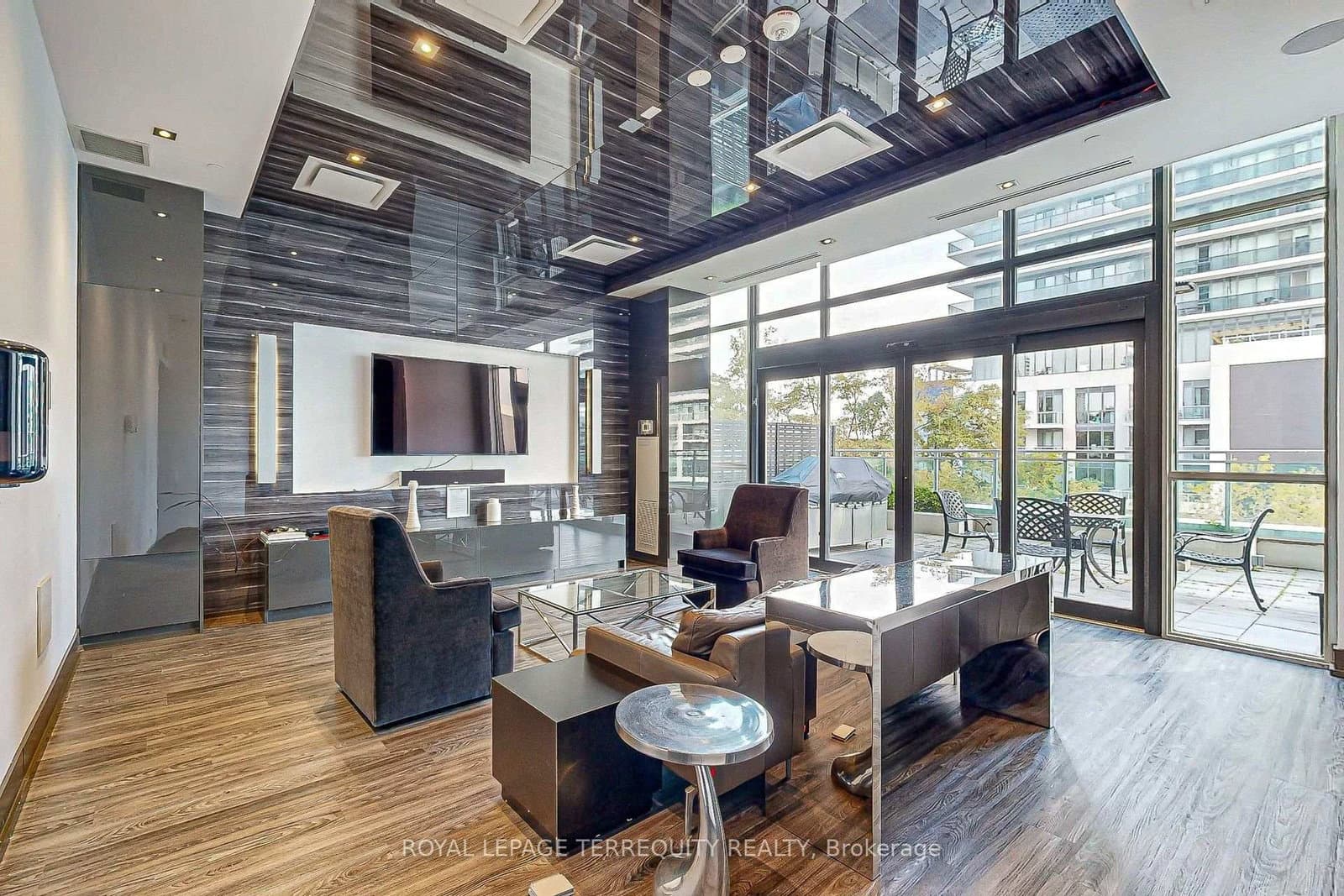 33 Shore Breeze Drive, Unit 3111 thumbnail 35