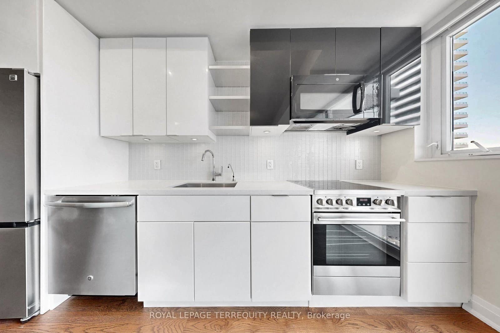 33 Shore Breeze Drive, Unit 3111 thumbnail 8