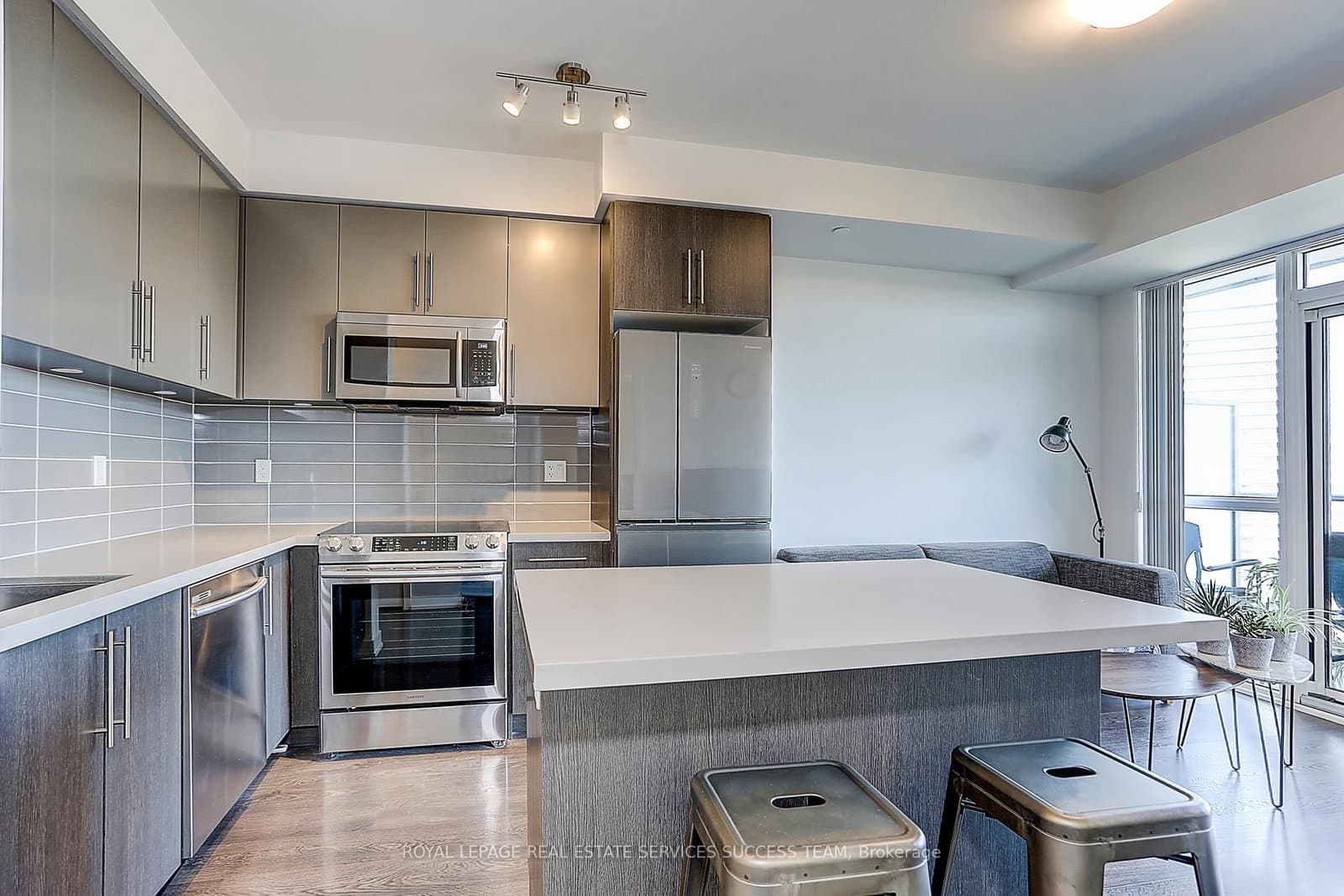 4699 Glen Erin Drive, Unit 1203 thumbnail 16