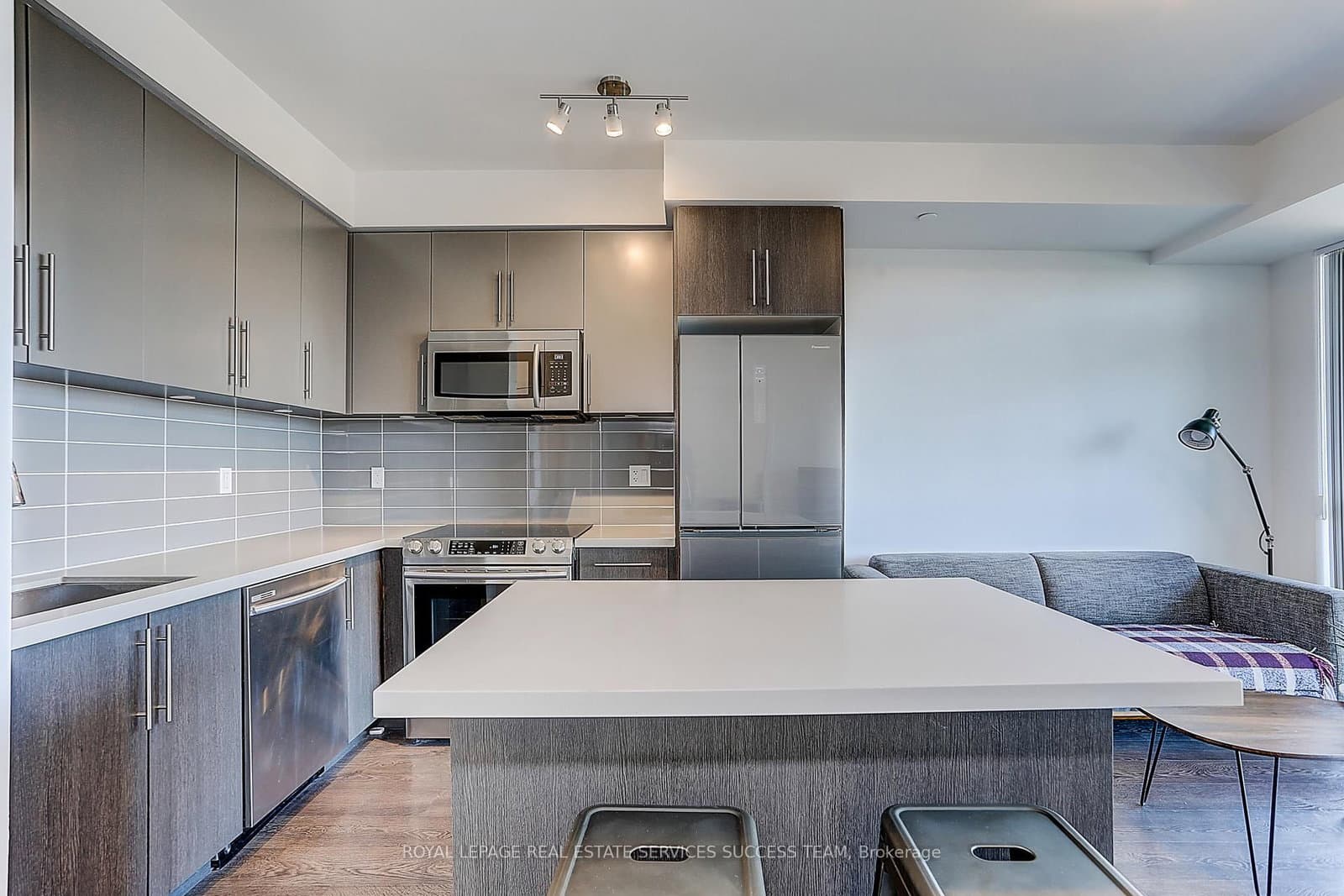 4699 Glen Erin Drive, Unit 1203 thumbnail 18