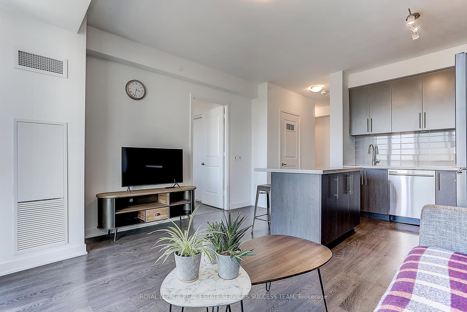 4699 Glen Erin Drive, Unit 1203 thumbnail 23