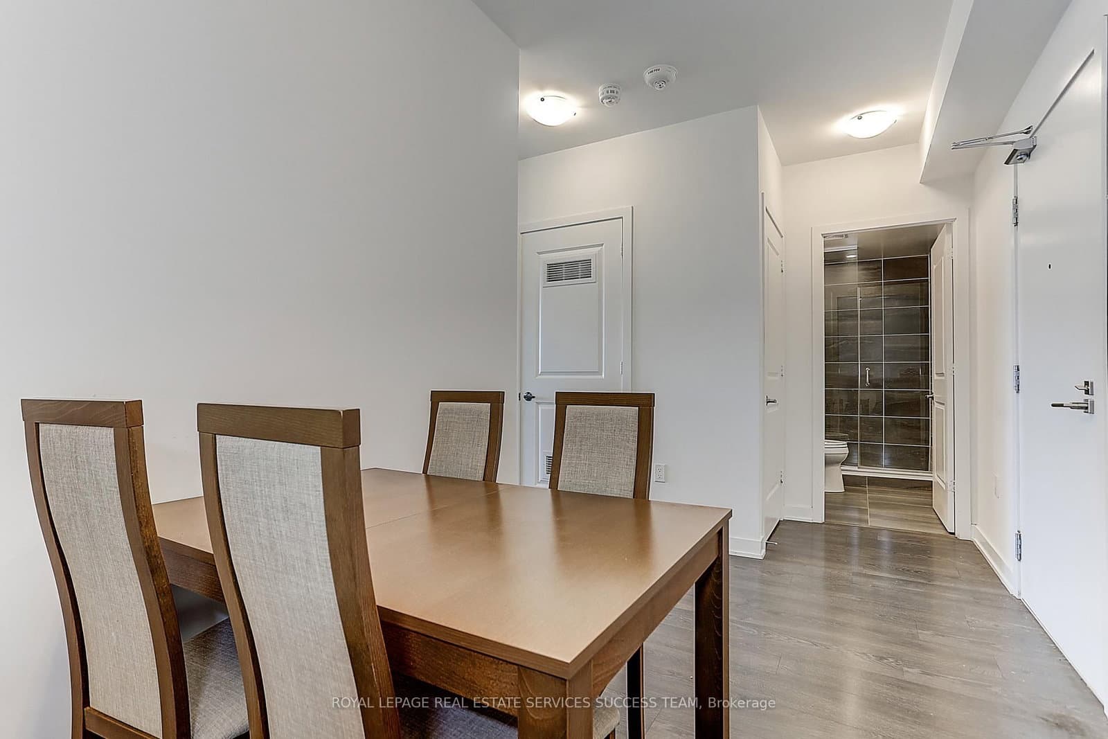4699 Glen Erin Drive, Unit 1203 thumbnail 6