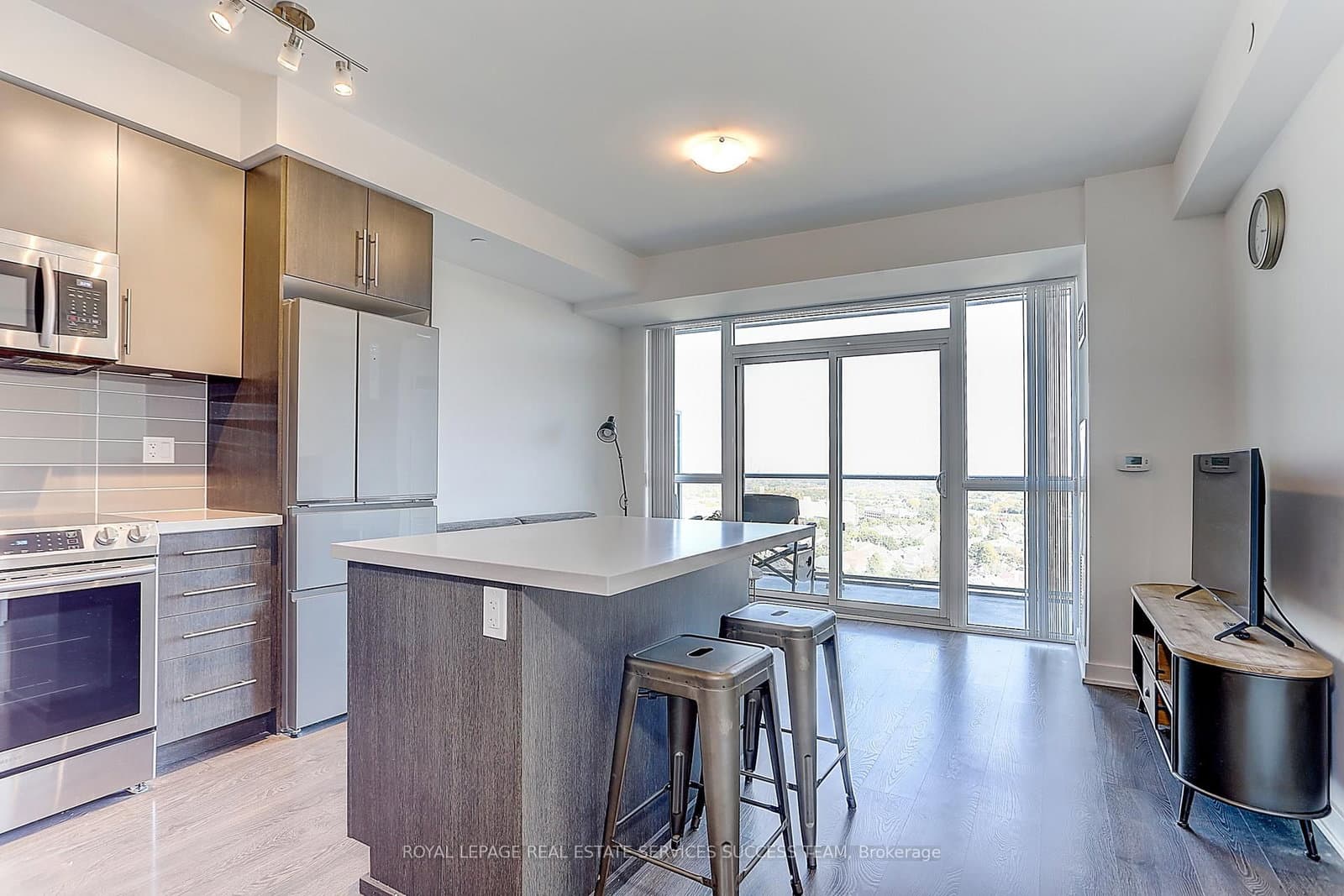 4699 Glen Erin Drive, Unit 1203 thumbnail 9