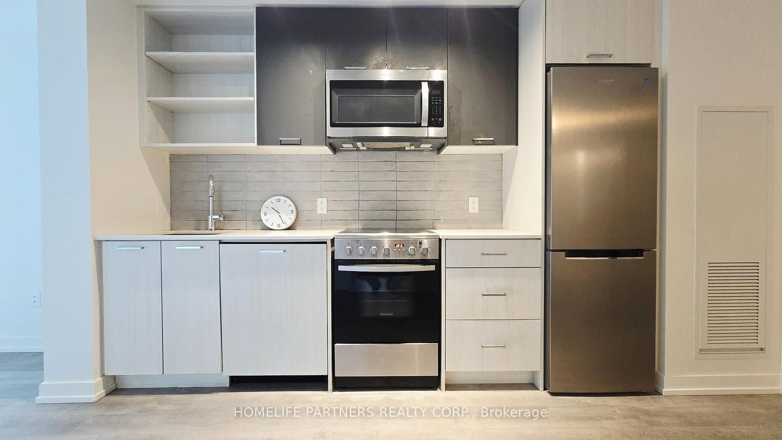 2300 St Clair Avenue W, Unit 414 thumbnail 9