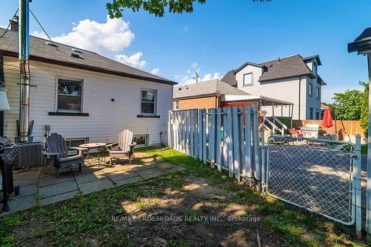 65 Manitoba Street thumbnail 31