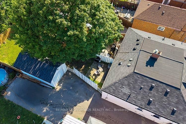 65 Manitoba Street thumbnail 38