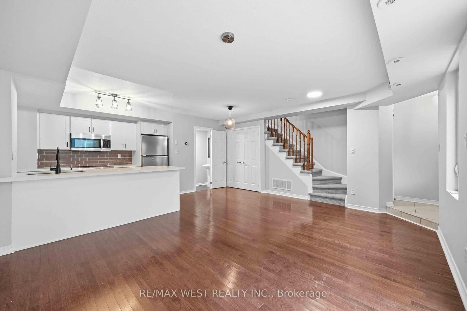 20 Elsie Lane, Unit 122 thumbnail 11