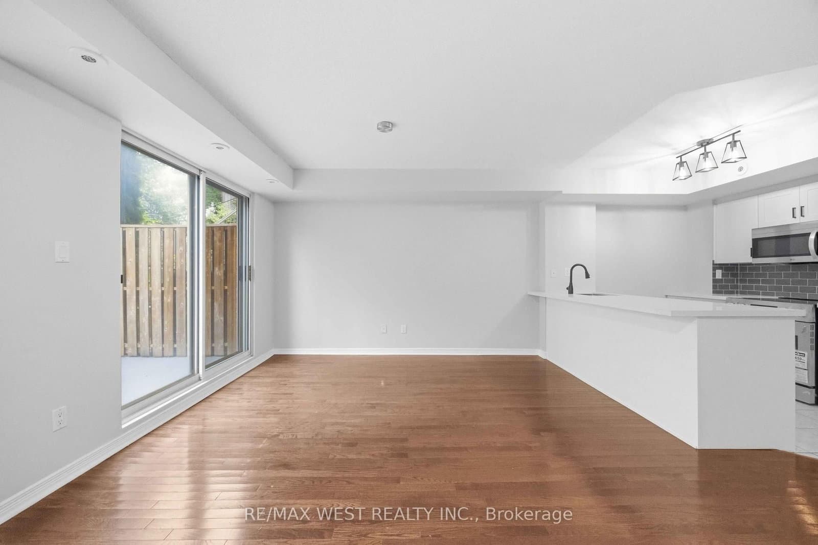 20 Elsie Lane, Unit 122 thumbnail 13
