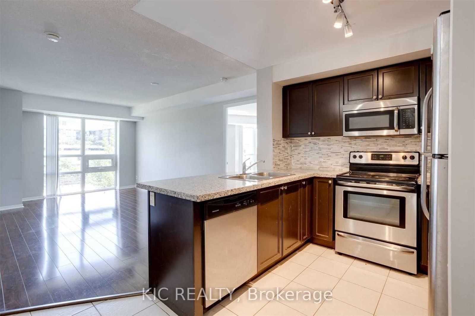 3 MICHAEL POWER Place, Unit 207 thumbnail 4