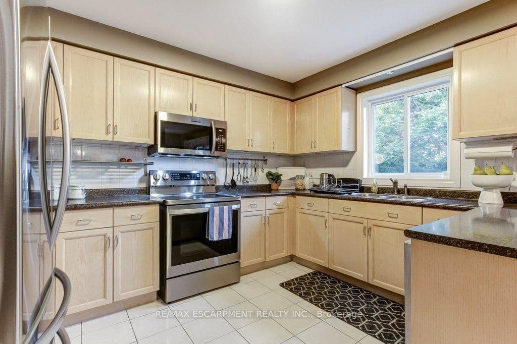 2527 Andover Road thumbnail 13