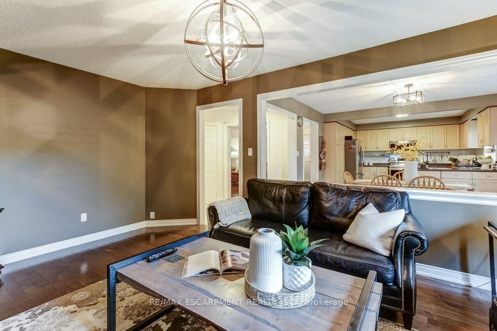 2527 Andover Road thumbnail 17