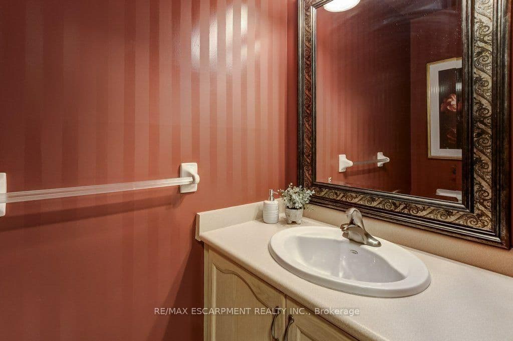 2527 Andover Road thumbnail 19